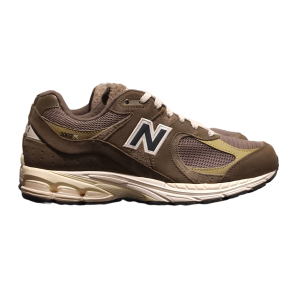 New Balance Shoes - New Balance 2002R Size 10.5W/9M Sneakers